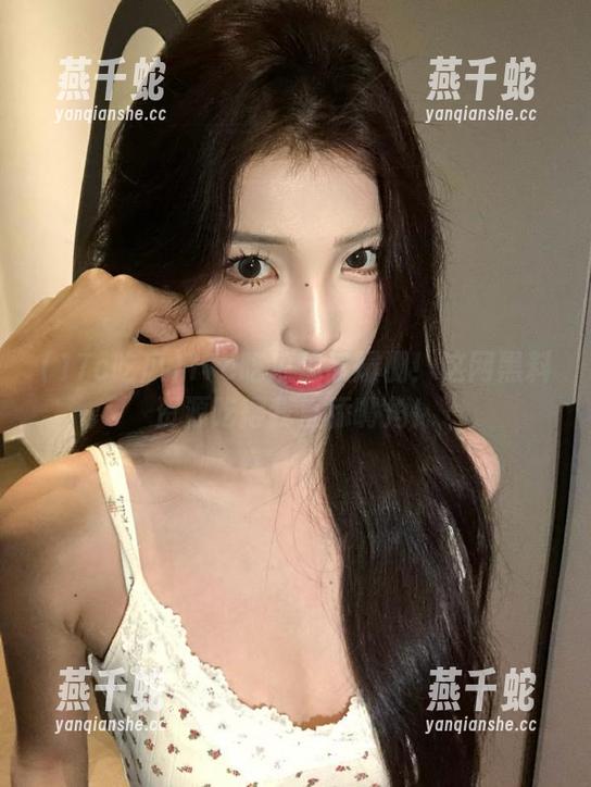 17c吃瓜 17c吃瓜体感爆棚!这网黑料资源吃得我直舔嘴角!