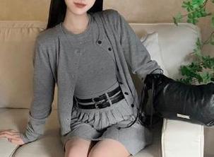 最快的ios端，17c吃瓜黑料闪亮登场，准备好瓜子了吗？