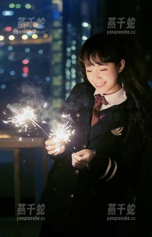 在17吃瓜网观看热搜，总有种“我不是一个人在战斗”的感觉，大家都爱八卦嘛，哈哈。