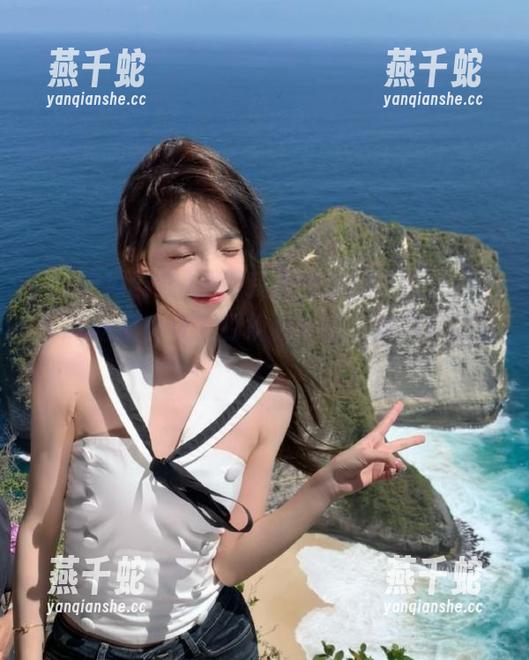 17吃瓜群众 别问我画面里的内容,反正“17吃瓜群众”的视频真让人停不下来啊!