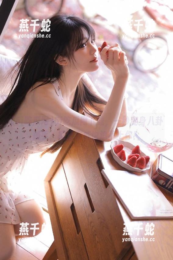 5i吃瓜网 5i吃瓜网下载,一秒变身八卦捕手,家里亲戚也追不上你!