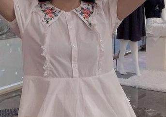 微信上聊八卦不如在“91hl1.com”里点开链接，纯粹是脑子和联想跑连环。