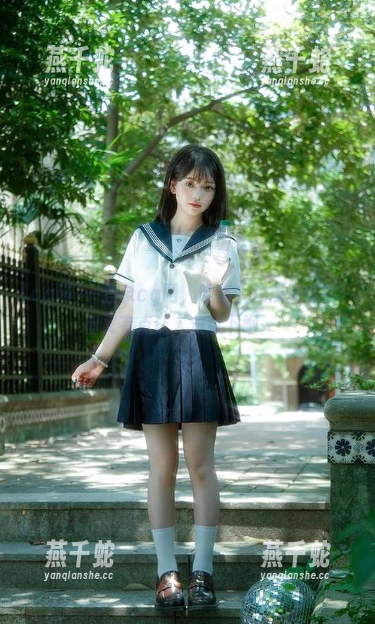 cg网 一登录cg网,哇塞,这瓜真够甜!但又有点让人难以下咽……