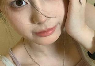 这年头连颜色都变了，我只能说www.吃瓜是你最爱的八卦地址！