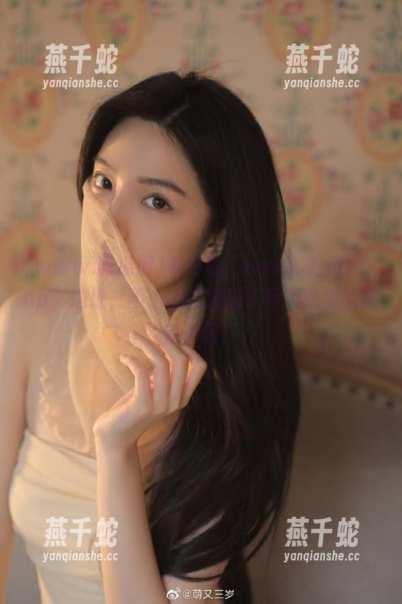 奇特的“www.吃瓜网.top”地址，不小心让我成了每天吃瓜的固定顾客！