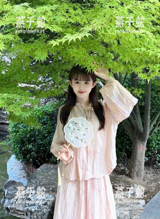 www51 瓜田高耸、链接飘荡,“www51”,我每次都想看看奇妙见闻!