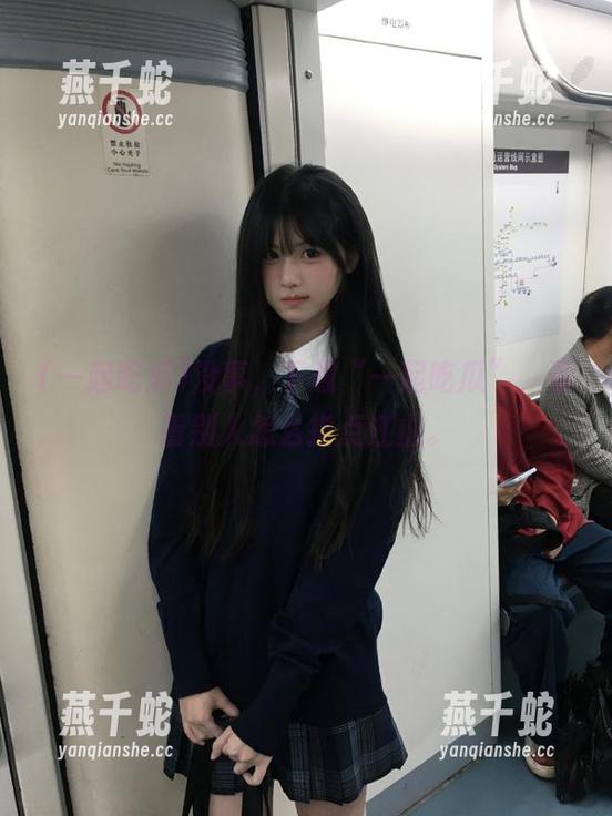 一起吃瓜 没事,下载“一起吃瓜”,看看别人怎么指点江山。
