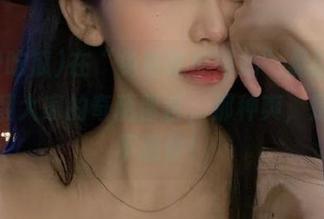 在“免费吃瓜网站”晃悠，顺便翻翻大家的奇葩留言，那种爽，是真的不想停！