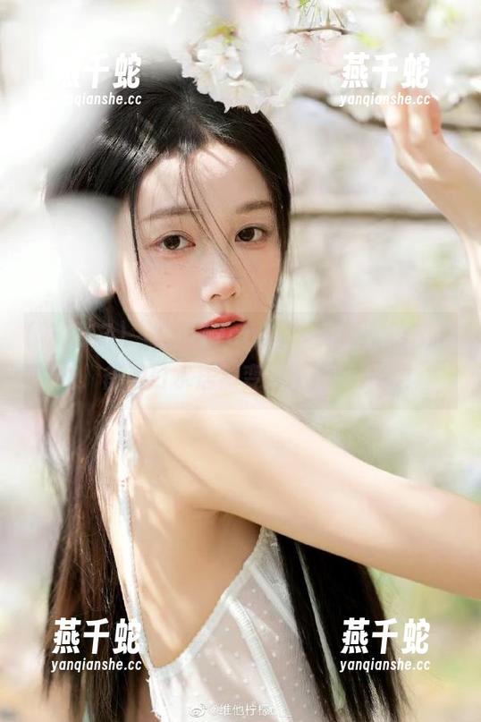 吃瓜17 “吃瓜17cgcg”app:吃瓜时期,备用口水居然变成了当场评论!