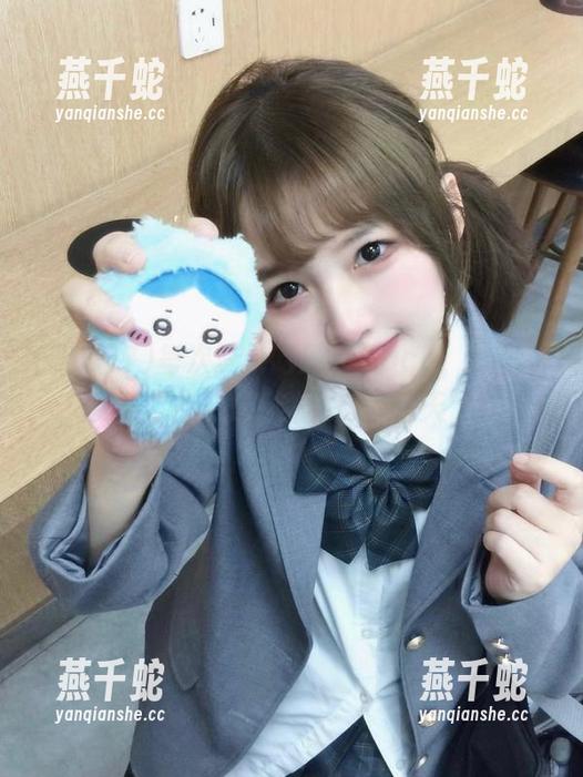 吃瓜17 每次登录吃瓜17cgcg,心里都想着“今天的八卦会有多逆天”!