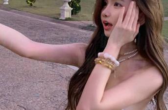 在“吃瓜网”的入口，我感受到了天使和恶魔的交错！