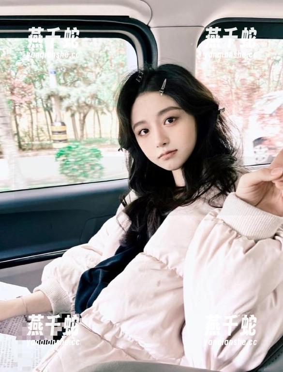 吃瓜群众网 收藏这片“吃瓜群众网cgfun”,让你把无聊都吃掉!