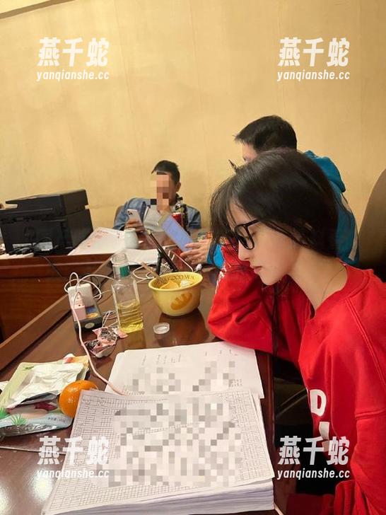 国产吃瓜 从“国产吃瓜”最新爆料看博主:至少种了五百颗瓜的瓜田豪宅!