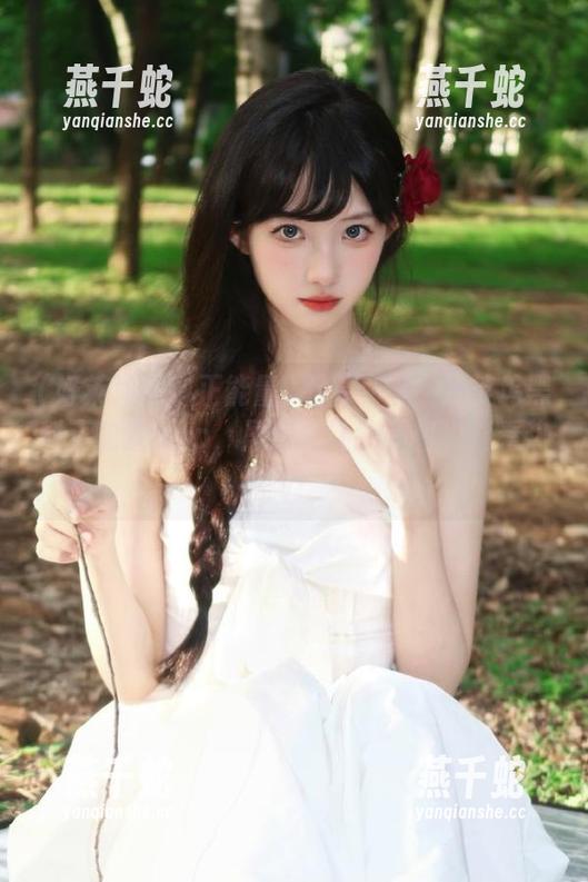 不看可惜！好莱坞黑料正能量app，居然能让我躺着也能看热闹！