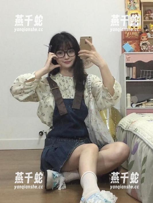 黑料51 深夜不觉饿,打开黑料51app,各种“黑暗料理”随你探!