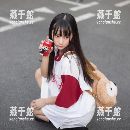 在这条通往“黑料不打洋”的入口，谁还在乎风景？
