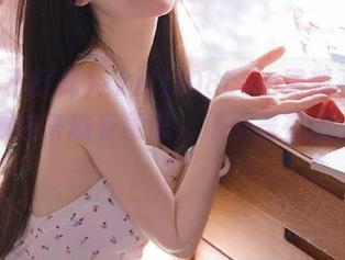 zzzttt08com黑料不打烊，视频越来越有意思，是不是有点上头了？