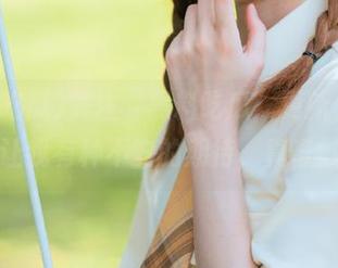 关注“黑料吃瓜”更新，每次都让我有种不安的期待，真奇妙！
