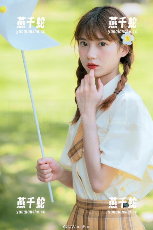 关注“黑料吃瓜”更新，每次都让我有种不安的期待，真奇妙！