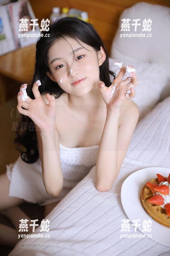 黑料吃瓜不打烊苹果版助你在线追踪最新热闻，白天黑夜都不离手。