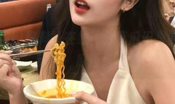 黑料社在线，分享瓜田里的神秘动向，瓜还是不瓜