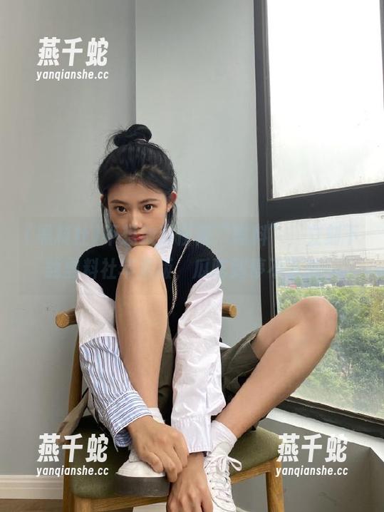 不想放过任何“黑料”，立刻下载黑料社苹果版，瓜吃到停不下来！