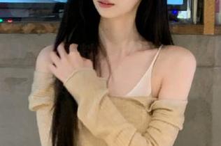 点开黑料社官网，结果视频乱入，感觉自己被带进了某个奇怪的次元…